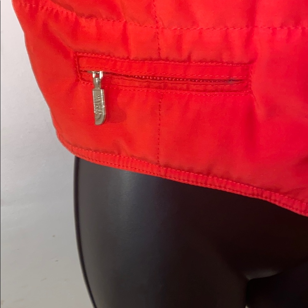 Vest - Picture 2 of 4